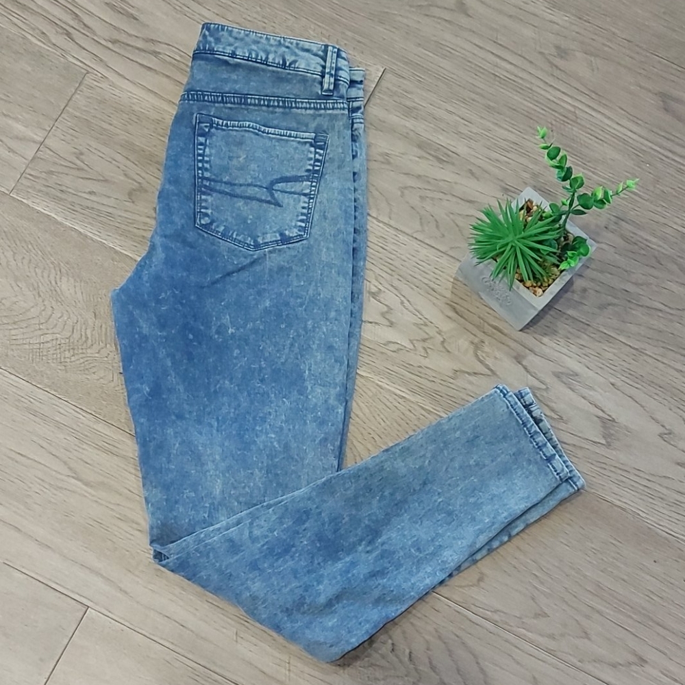 Blue American Eagle Acid Wash Jeggings